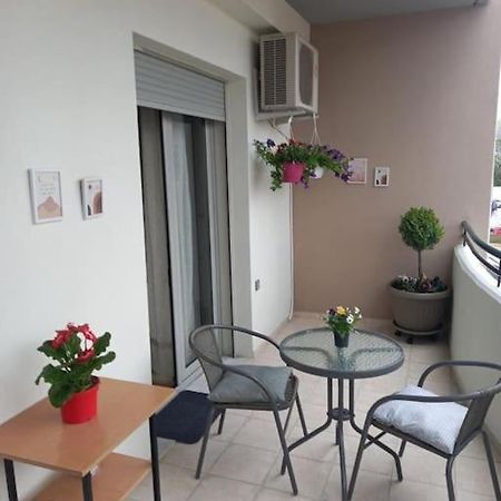 Vagelishome Komotini Buitenkant foto