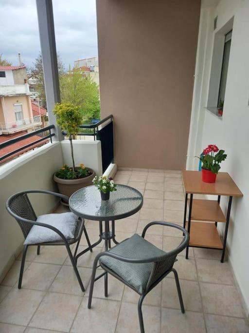Vagelishome Komotini Buitenkant foto